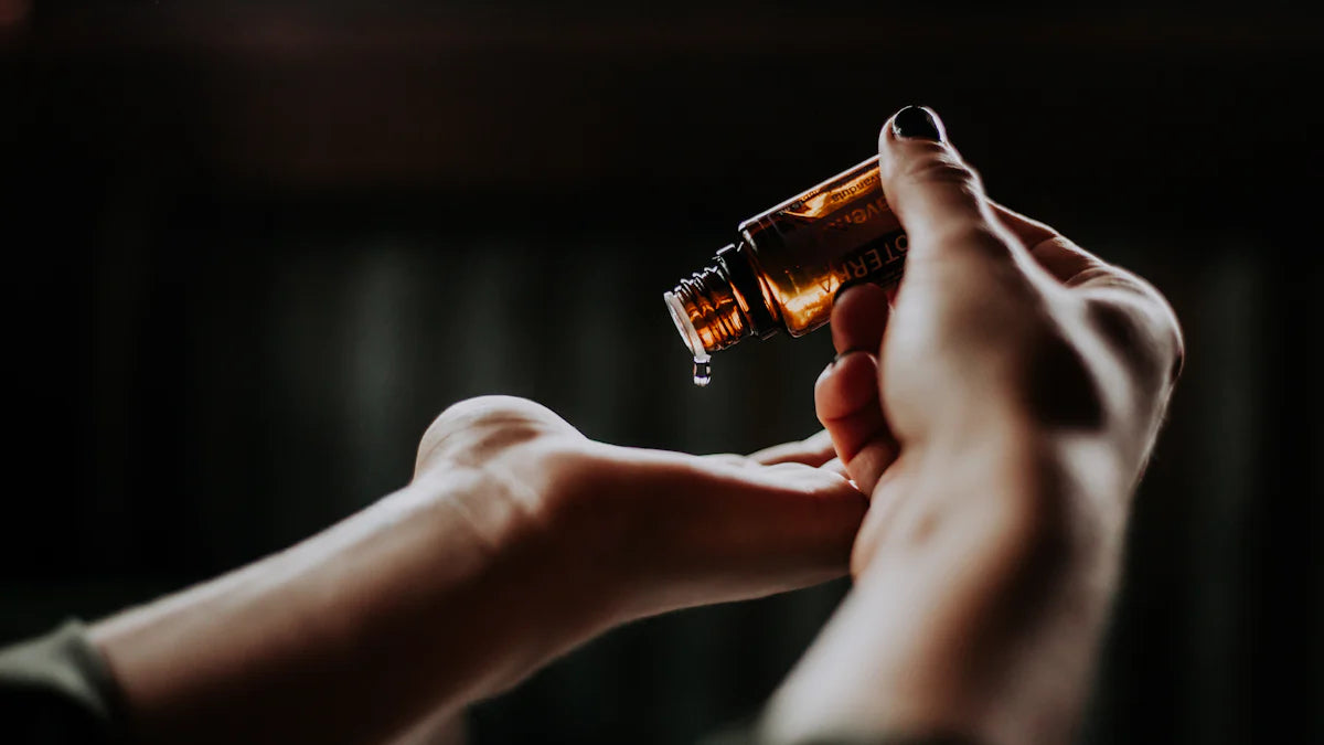 Understanding the Differences: Retinol vs. Retinoids Explained